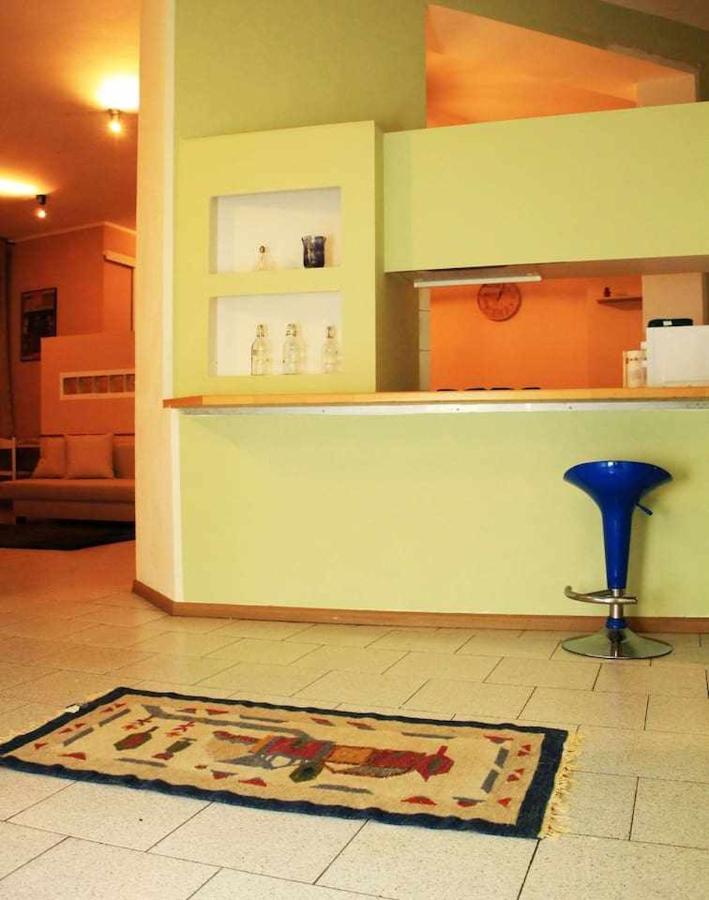 Antica Casa Oddone Apartamento Asti Exterior foto